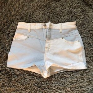 BDG shorts size 27